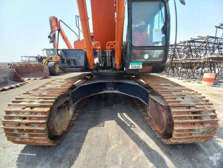 Kedjegraver 2022 Hitachi ZX470-5G (Abu Dhabi) (11)