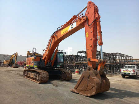 Kedjegraver 2022 Hitachi ZX470-5G (Abu Dhabi) (3)