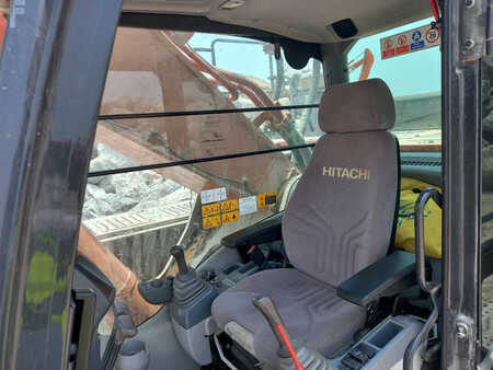 Hydraulic Excavators 2022 Hitachi ZX470-5G (Abu Dhabi) (20)