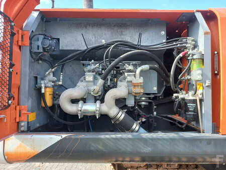 Korečková rýpadla 2023 Hitachi ZX350H-5G (Abu Dhabi) (19)