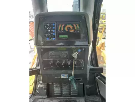 Dozer Apripista 2023 Komatsu D275A-5R (EXW - Abu Dhabi) (21)