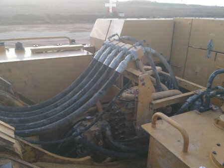 Korečková rýpadla 2022 Caterpillar 395 (Saudi Arabia) (22)