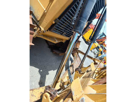 Planierraupe 2017 Caterpillar D6R LGP (Abu Dhabi) (21)