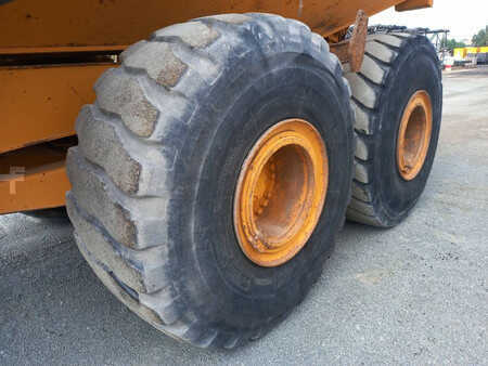 Articulated Dump Trucks 2016 Volvo A40F (Abu dhabi) (12)