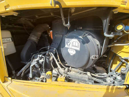 Buldożery 2023 Komatsu D155A-6R (4 pieces available - Abu Dhabi) (13)