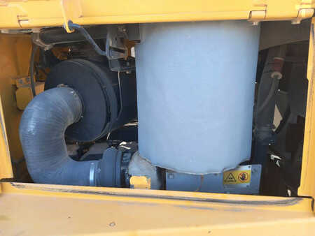 Buldożery 2023 Komatsu D155A-6R (4 pieces available - Abu Dhabi) (21)
