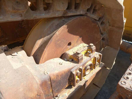 Buldożery 2024 Komatsu D155A-6R (4 pieces available - Abu Dhabi) (12)
