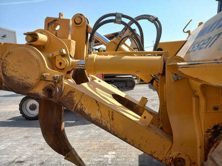 Buldożery 2024 Komatsu D155A-6R (4 pieces available - Abu Dhabi) (23)