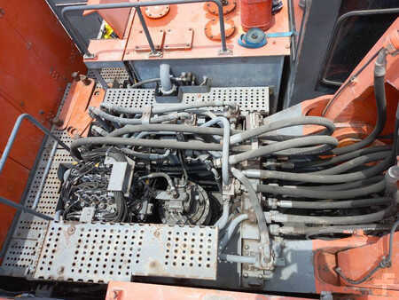 Koparki gąsienicowe 2018 Hitachi EX1200-6 LR 28m (Abu Dhabi) (19)