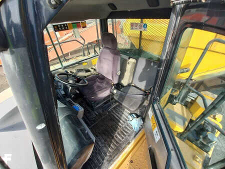 Tombereau articulé 2017 Komatsu HM400-3R (4pcs available in Abu Dhabi) (21)