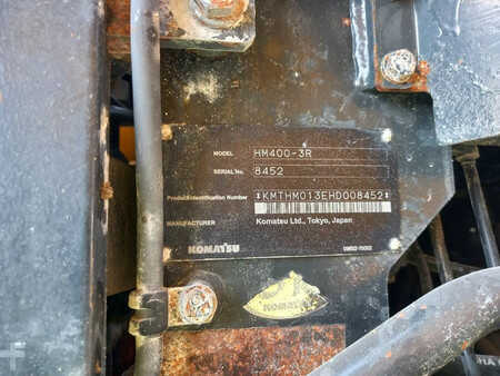 Tombereau articulé 2017 Komatsu HM400-3R (4 pcs available in Abu Dhabi) (17)