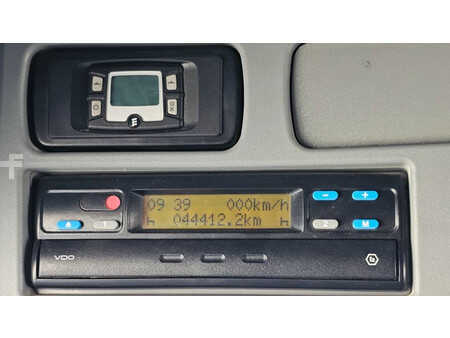 Mobila kranar 2017 Grove GMK4100L-1 (2pcs available - Qatar) (10)