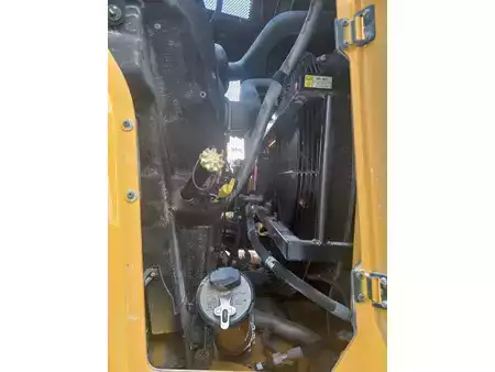 Kerekes rakodó 2022 Caterpillar 980 (Abu Dhabi) (13)