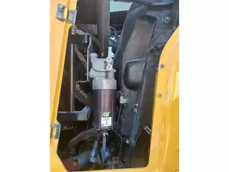 Kerekes rakodó 2022 Caterpillar 980 (Abu Dhabi) (15)