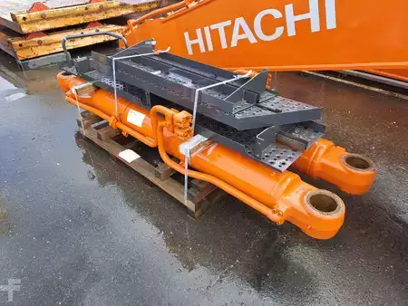 Beltegraver 2025 Hitachi ZX890LCR-7 (19)