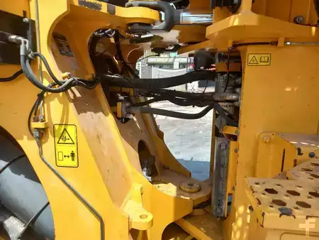 Wielladers 2018 Volvo L350H (EXW - Abu Dhabi) (11)