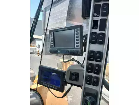 Wielladers 2018 Volvo L350H (EXW - Abu Dhabi) (21)