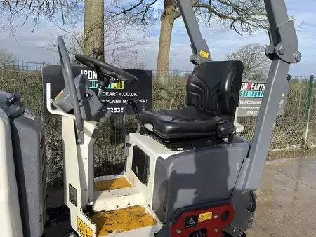 Tandemwalsen 2022 Dynapac CC800 Roller (9)