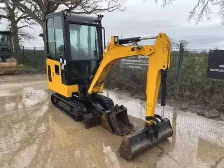 Wheel Excavators 2022 JCB 16C-1 Excavator (5)