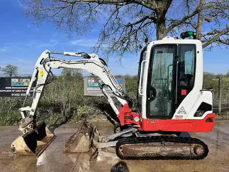 Mobil grävmaskin 2020 Takeuchi TB225 Excavator (1)