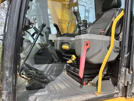 Wheel Excavators 0 JCB 140X LC Excavator (9)