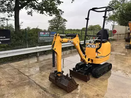 Wheel Excavators 2022 JCB 8008 CT Excavator (2)
