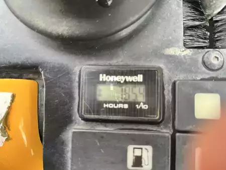 Wheel Excavators 2022 JCB 8008 CT Excavator (7)