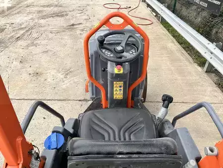 Tandemové válce 2018 Hamm HD8 VV Roller (10)