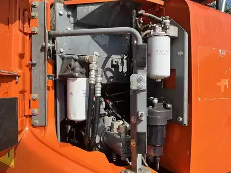 Excavadoras de ruedas 2020 Hitachi ZX135USBL-6 Excavator (13)