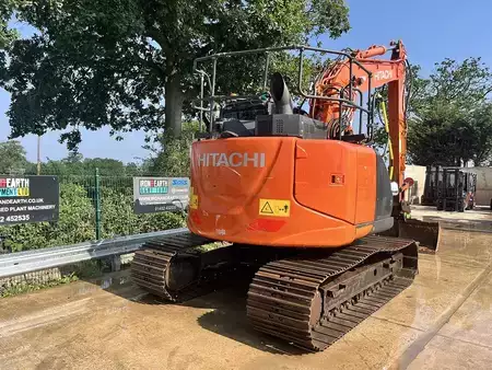 Excavadoras de ruedas 2020 Hitachi ZX135USBL-6 Excavator (6)