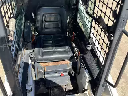 Other 2007 Bobcat 463 Skid Steer Loader (9)