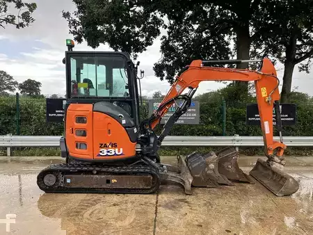 Excavadoras de ruedas 2023 Hitachi ZX33U-6 CLR Excavator (4)