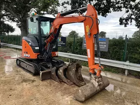 Excavadoras de ruedas 2023 Hitachi ZX33U-6 CLR Excavator (5)