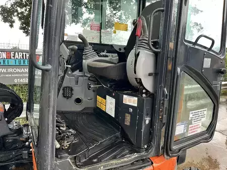 Excavadoras de ruedas 2023 Hitachi ZX33U-6 CLR Excavator (9)