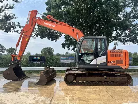Mobilbagger 2016 Hitachi ZX130LCN-5B Excavator (1)