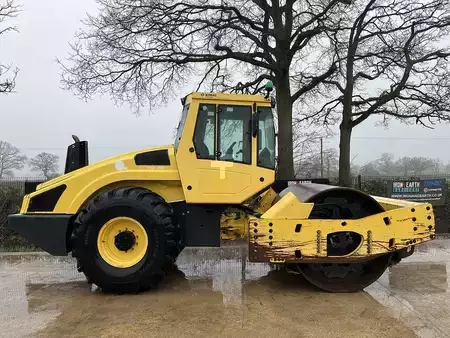 Rolos em tandem 2015 BOMAG BW216 DH-4 i Roller (4)