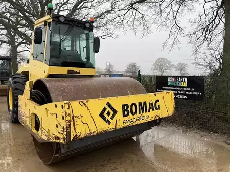 Rolos em tandem 2015 BOMAG BW216 DH-4 i Roller (5)