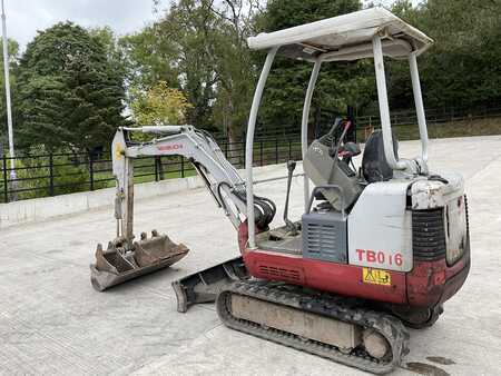 Takeuchi TB016