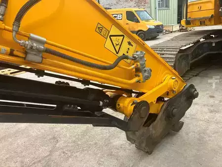 Bæltegraver 2024 JCB 220X (12)