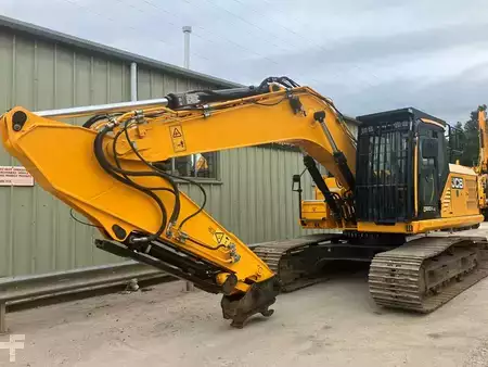 Bæltegraver 2024 JCB 220X (3)