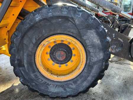 JCB 437 HT Wastemaster High Lift