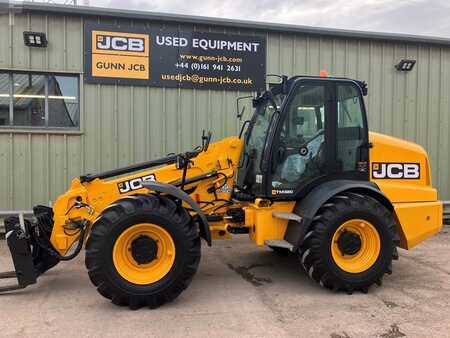Caricatrici 2021 JCB TM320 (1)