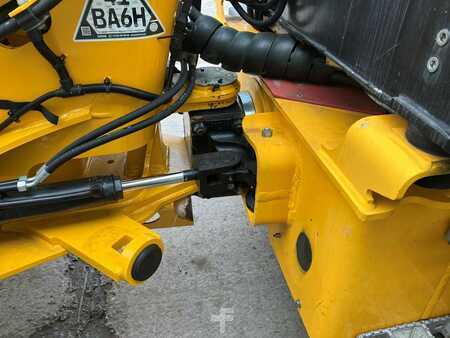 Caricatrici 2021 JCB TM320 (17)