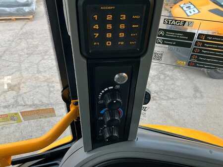 Rigid Backhoe Loader 2022 JCB 3CX (17)