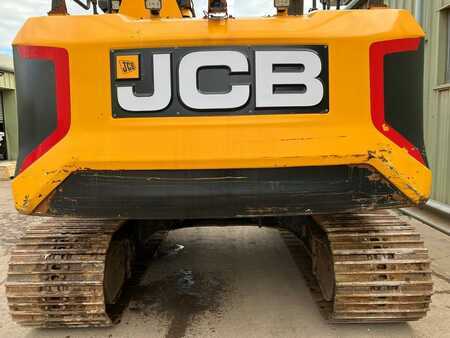 JCB 220X