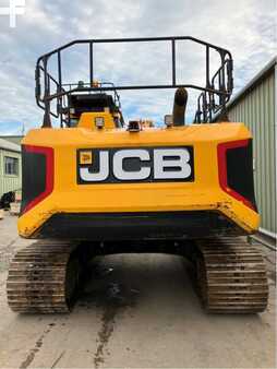 JCB 220X