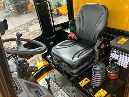 Minidumpere 2023 JCB 6TFT (18)