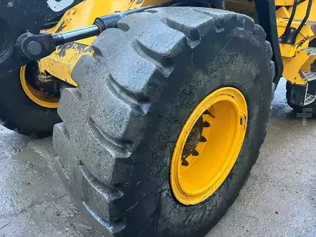 Hjullaster 2019 JCB 427HT (20)
