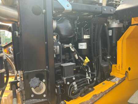 Pyöräkuormaajat 2020 JCB 437 (13)