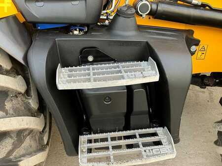 Rigid Backhoe Loader 2022 JCB 3CX (10)